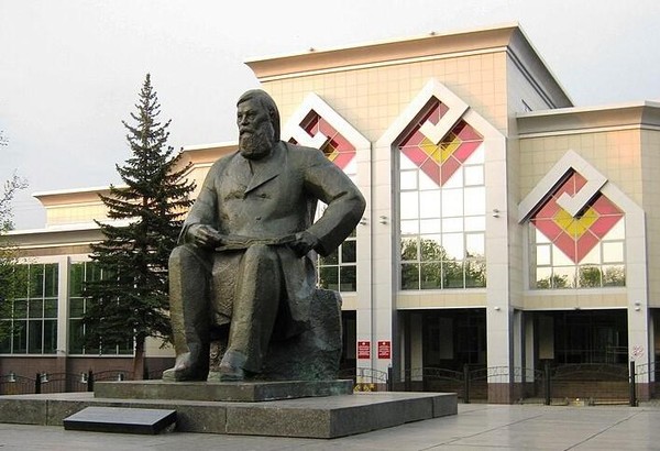 Презентация книги «Эпӗ чӑвашла калаҫатӑп. Чувашский язык с нуля: самоучитель для начинающих»