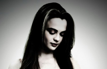 Девочка из соседнего дома