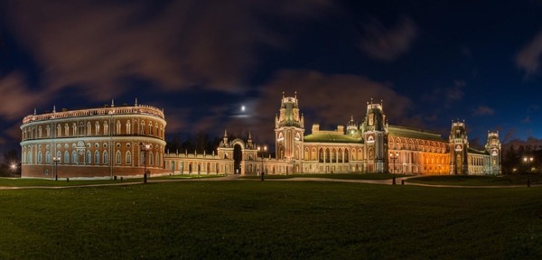 Сборная экскурсия «Ночное Царицыно»