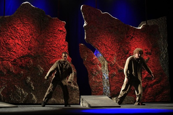 Спектакль «Чужая кровь»