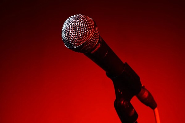 Три микрофона