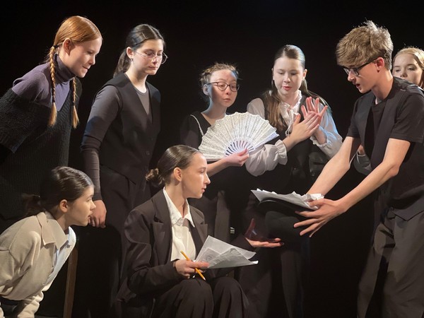 Спектакль «Утро в редакции»