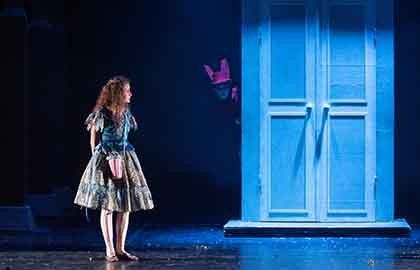 Алиса в стране чудес