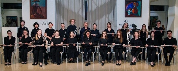 Классика VS модерн. Московский оркестр флейт