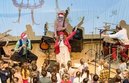 Нелли Букашкина и сказочные звери