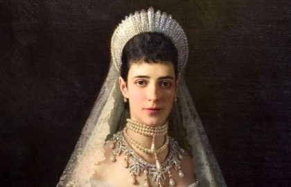 Блеск и роскошь императорских драгоценностей: Фаберже, Болин, Картье