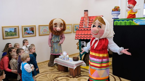 Театрализованные проводы Масленицы в театре кукол