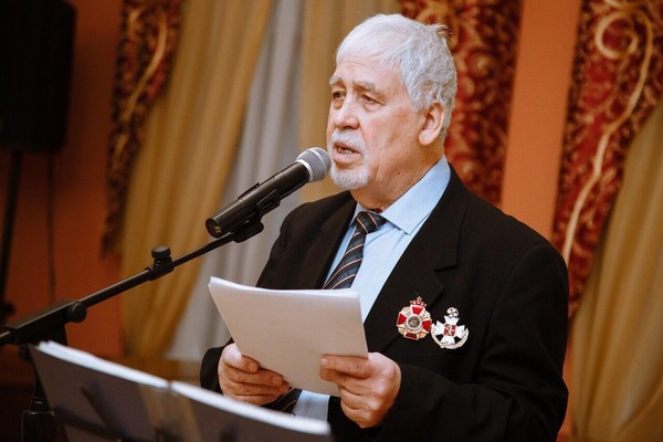 Презентация книги стихов о любви Владимира Скифа