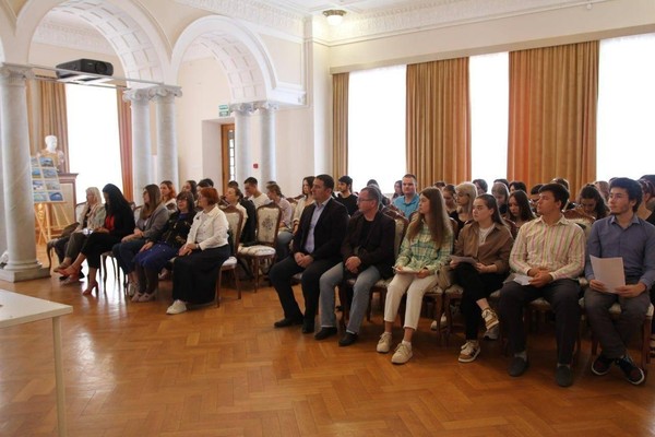 118-е заседание исторического клуба