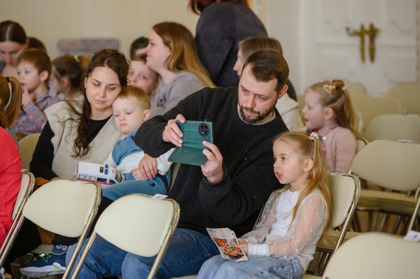 Музыкальная программа «Потешки да пересмешки»