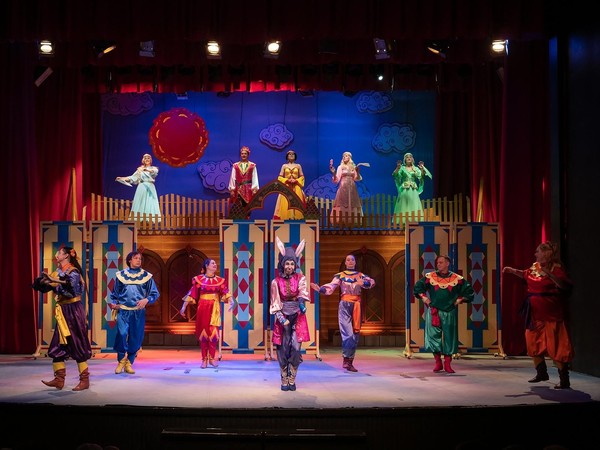 Спектакль «Терем-терем-теремок»