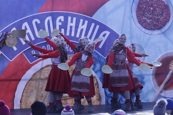 «Царевны Масленицу встречают»
