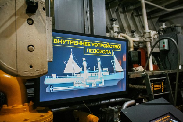 Праздничное мероприятие «Есть такая профессия – Родину защищать»