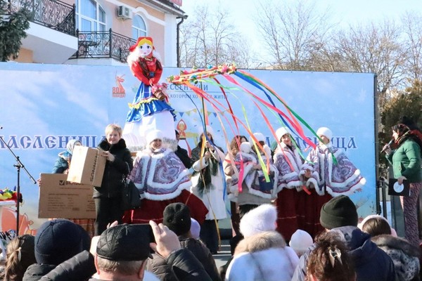 Концертная программа «Окно в Россию»