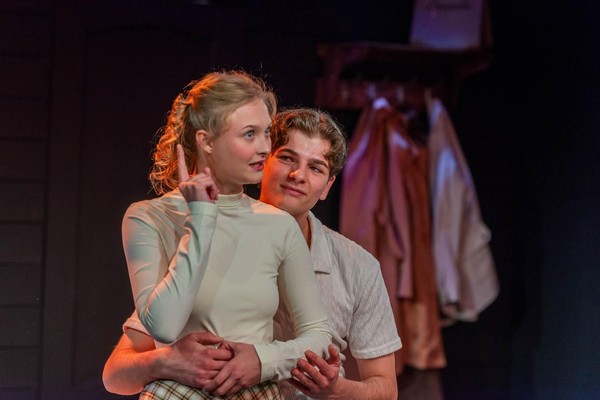 Спектакль «Валентин и Валентина»