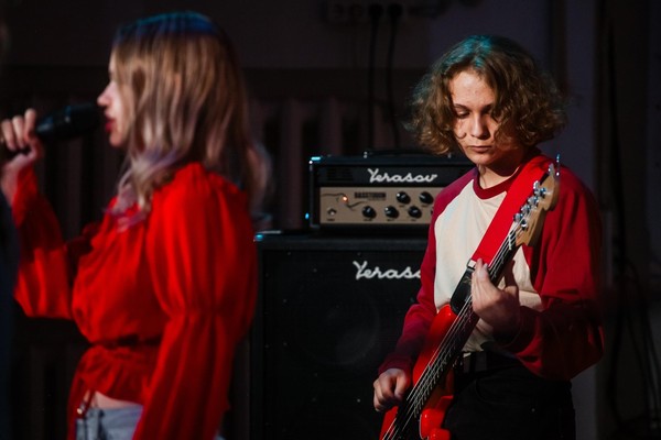 «А не спеть ли мне песню...»