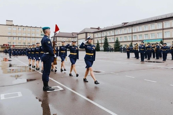 Тематическая беседа «7-й выпуск девушек-офицеров РГВВДКУ»