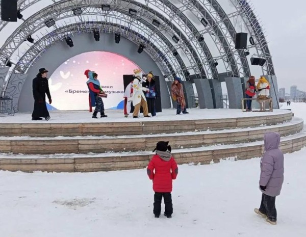 Показ Бременские музыканты в парке Калейдоскоп