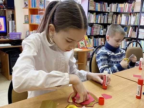 Творческое занятие «Танк Победы: оживи легенду!»