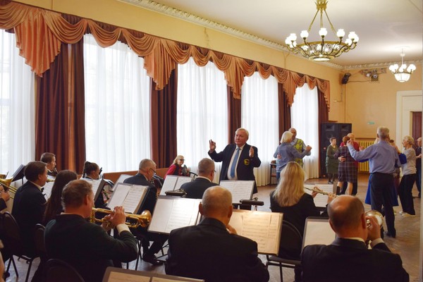 Программа «Идет солдат по городу»