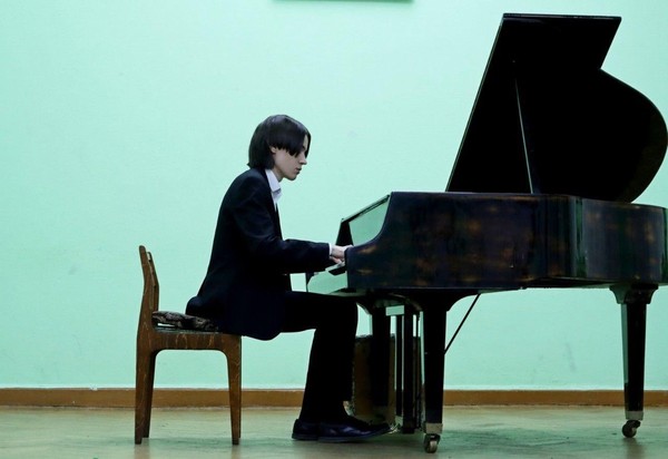 Открытое зачетное выступление студентов по общему фортепиано