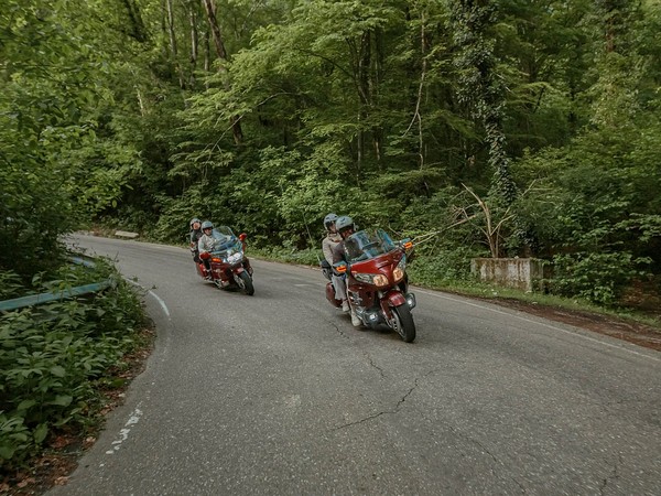 Пассажиром на мотоцикле — к Змейковским водопадам