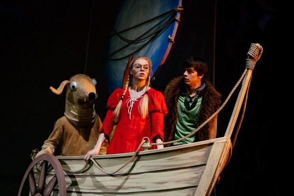 Спектакль «Там, где живут драконы»