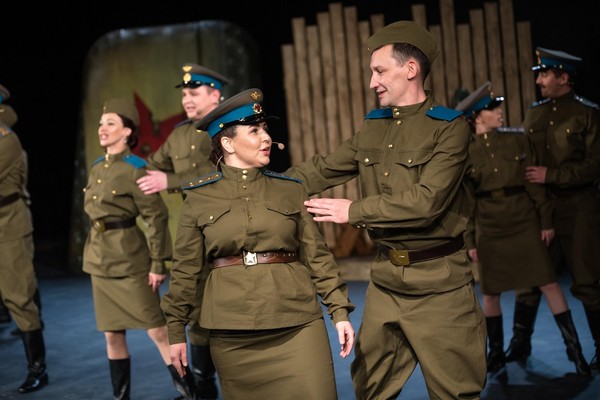 Спектакль «Небесный тихоход»