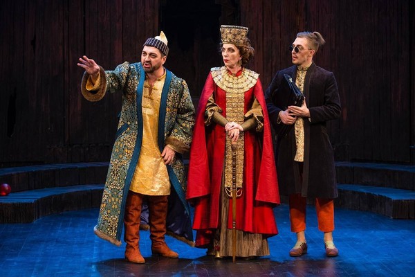 Спектакль «Правда – хорошо, а счастье лучше»