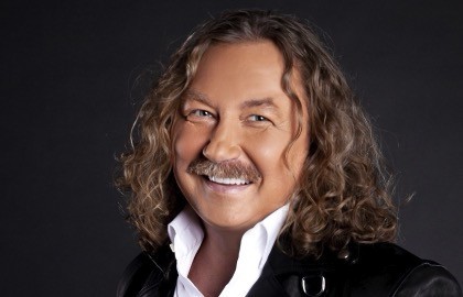 Игорь Николаев