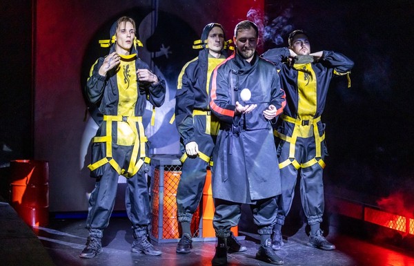 451F. Часть 2. Путь Милдред