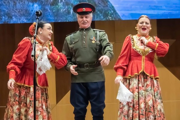 Праздничный концерт «Много лет войску Донскому»