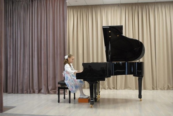 Концерт «Весеннее настроение» учащихся фортепианного отделения