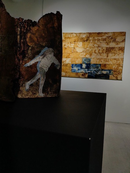 Он живой и светится