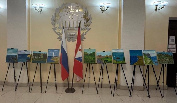 Творческая выставка авторских картин жён и матерей участников СВО «Жду тебя, любимый»