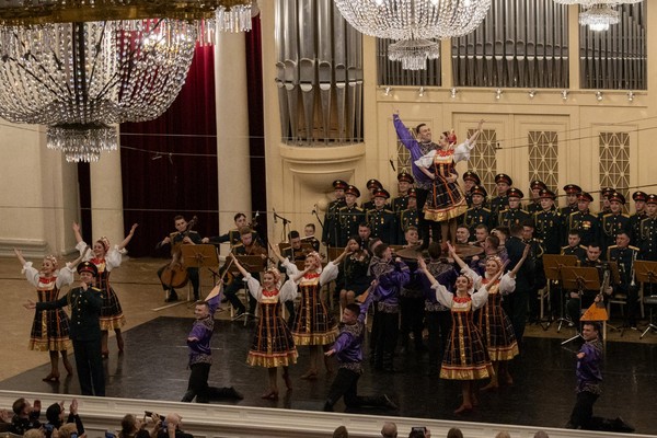 Ансамбль песни и пляски Ленинградского военного округа