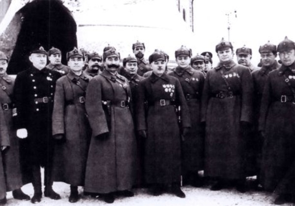 «История праздника 23 февраля»: лекция