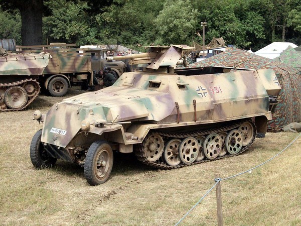 Тематическая беседа «Оружие Германии. Бронетранспортер Sd.Kfz. 251»