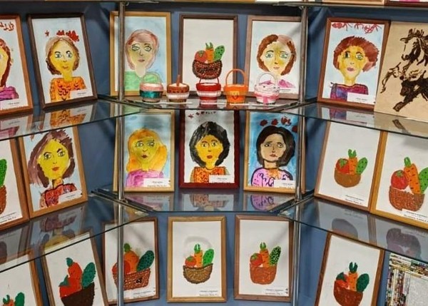 Выставка творческих работ «Весне дорогу!»