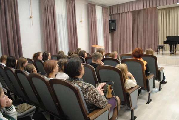 Беседа «Театры Белгородчины: история и современность»