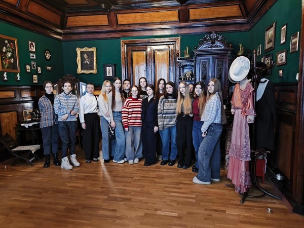 Студенты ПХУ посетят закулисье пензенских театров