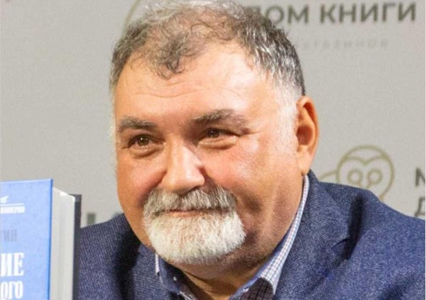 Встреча с Владимиром Шигиным и презентация его серии книг к 330-летию флота