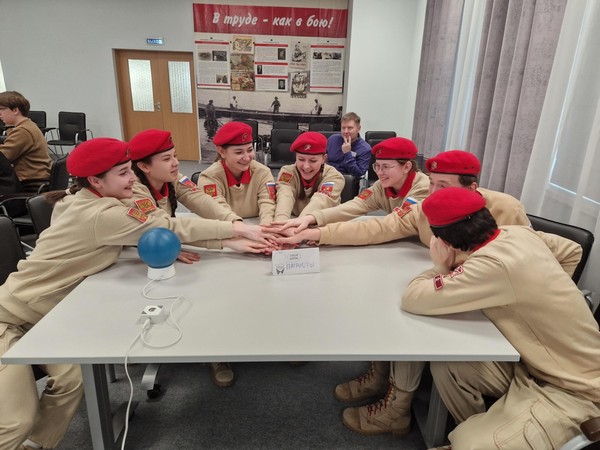 Патриотический час «Уроки мужества с Анатолием Бруснициным»