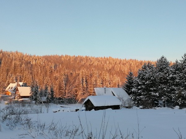Музыкально-поэтическая гостиная «Зима-чудесница»