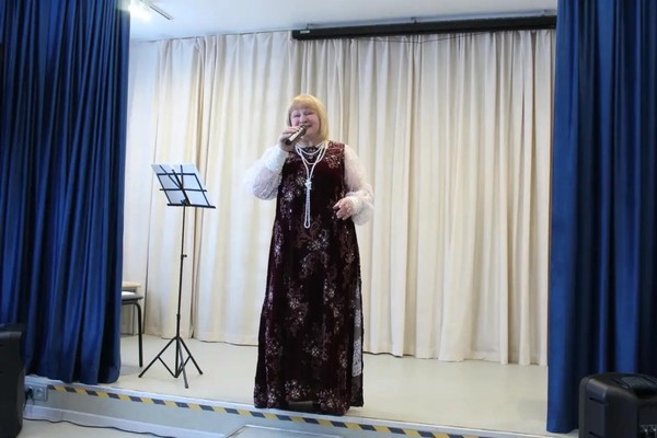 Концертная программа «Звуки счастья и тепла»