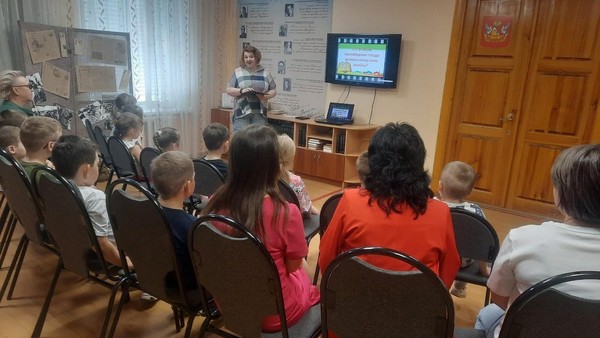 Урок мужества «Да, были люди в наше время...»