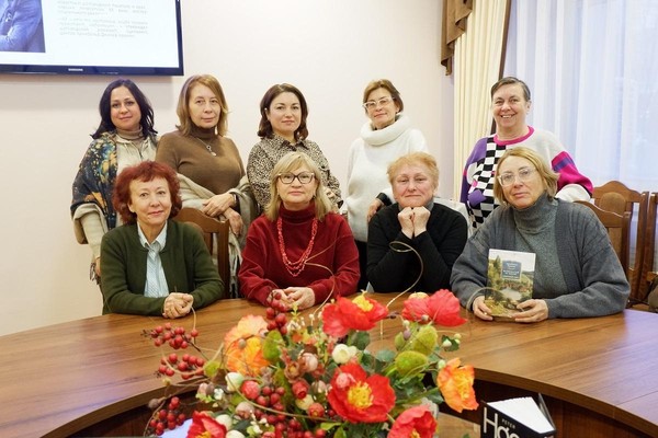 Заседание читательского клуба «У Крупской на Эспланадной»