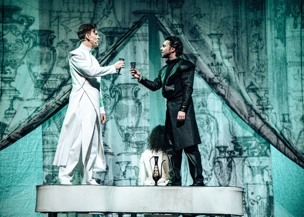 Моцарт и Сальери. Пир во время чумы