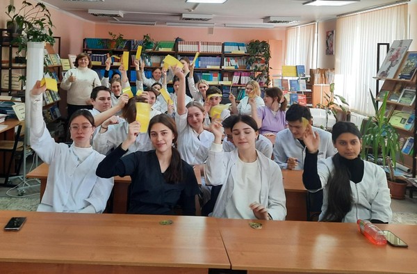 Литературно-музыкальная игра «Музыка нас связала»