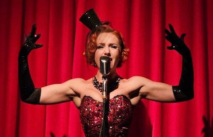 Burlesque show madam boom